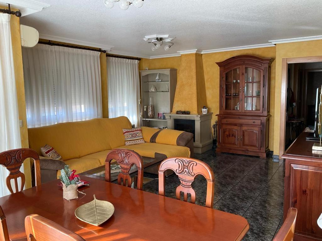 Brisa De Poniente Con Cochera Y Aire Acondicionado Aguilas Exterior photo
