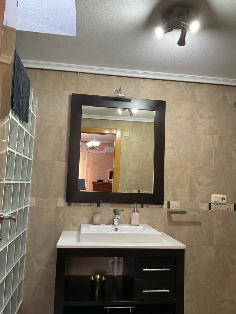 Brisa De Poniente Con Cochera Y Aire Acondicionado Aguilas Exterior photo